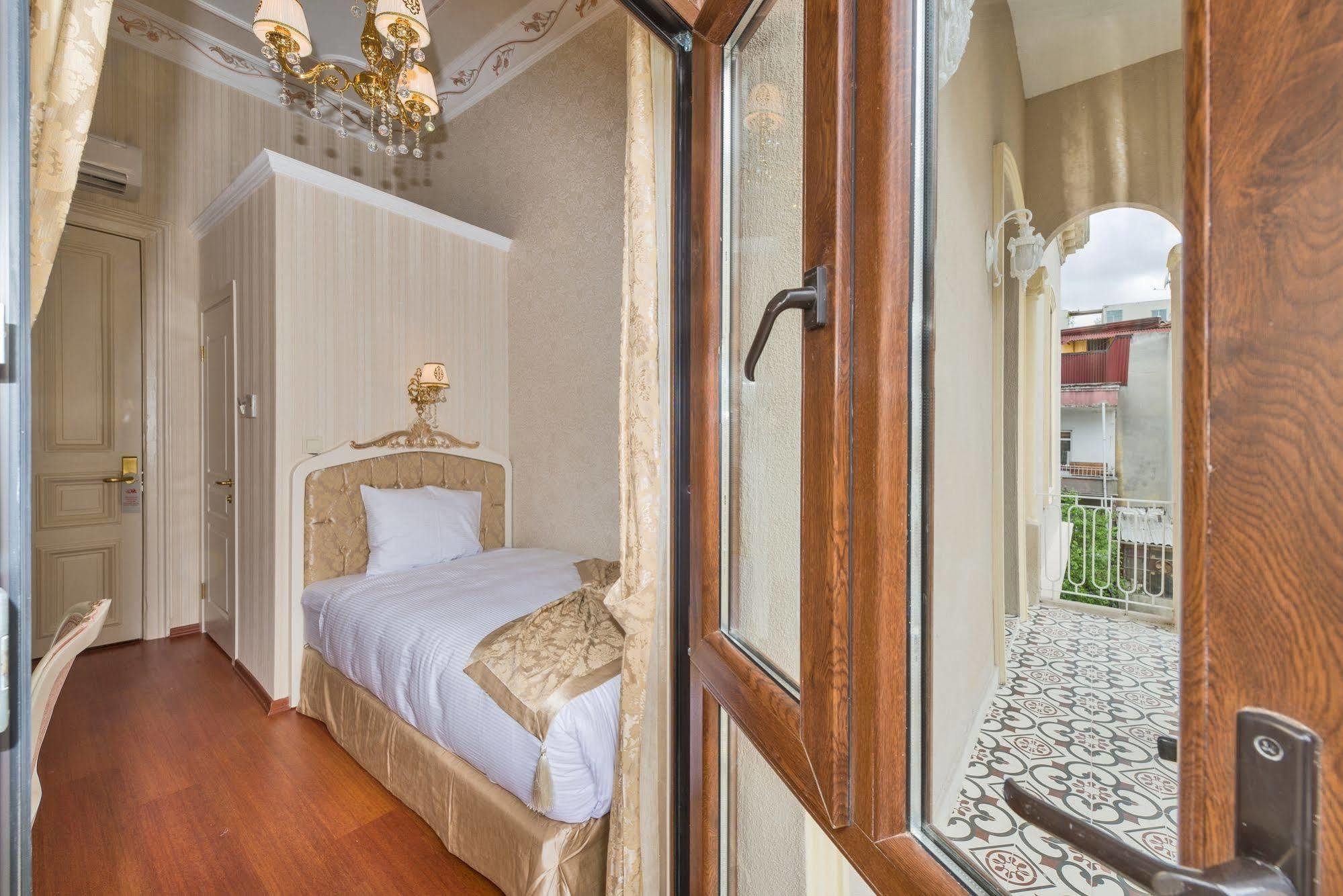 Enderun Hotel Istanboel Buitenkant foto