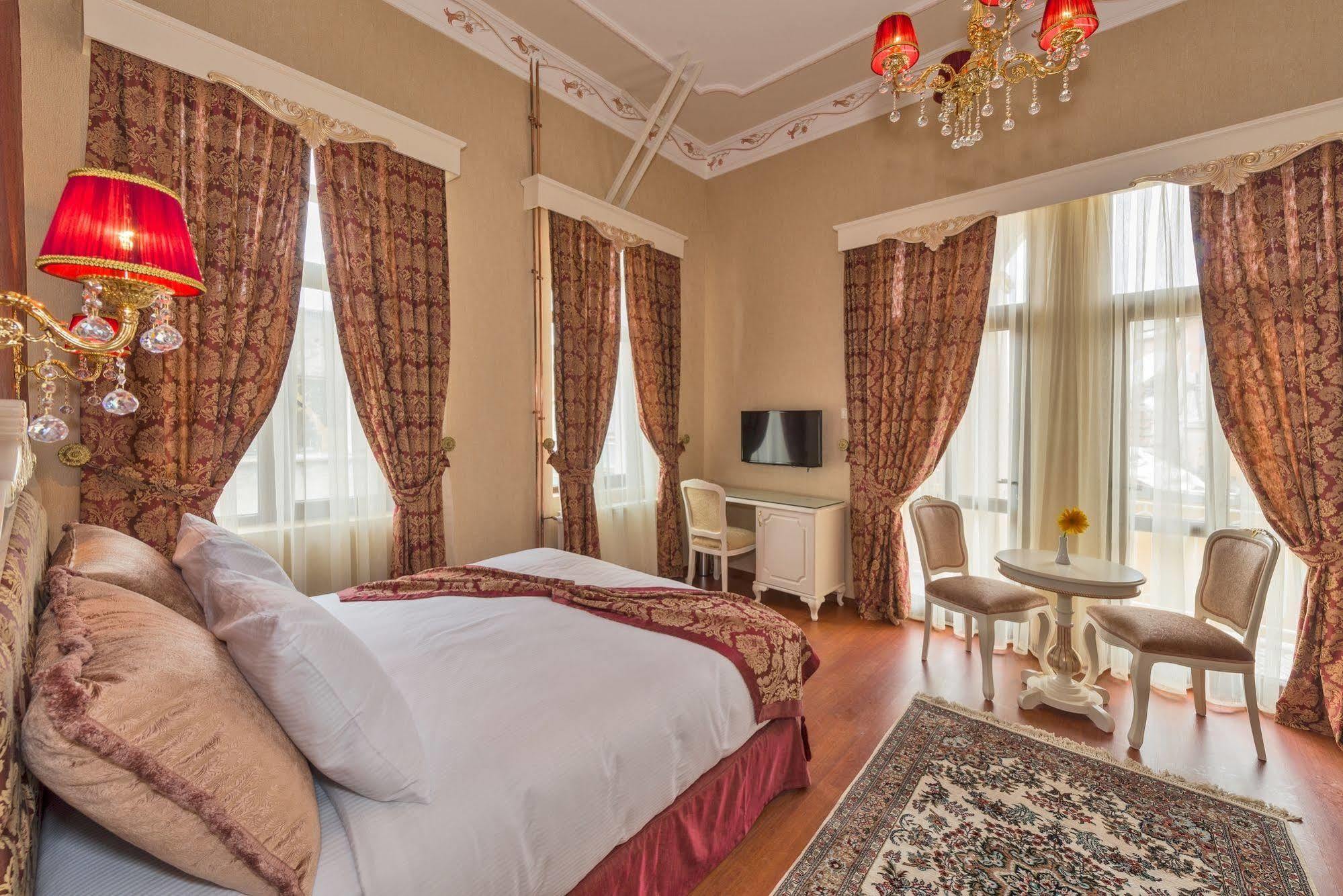 Enderun Hotel Istanboel Buitenkant foto