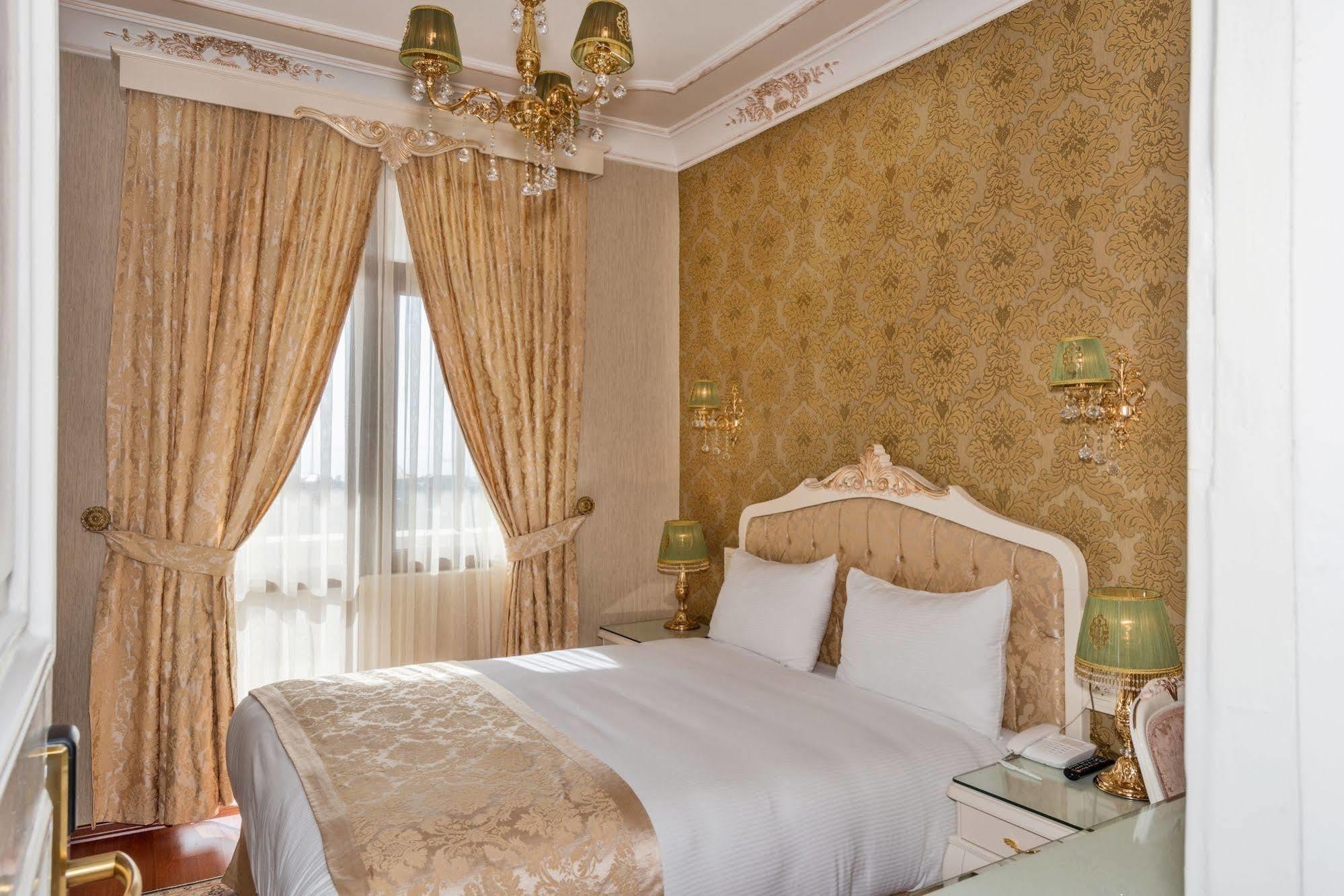Enderun Hotel Istanboel Buitenkant foto